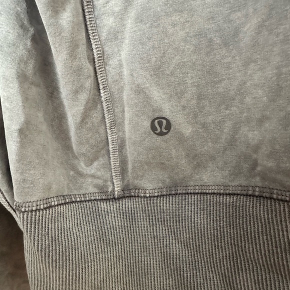 Lululemon Hoodie Size 8 - Picture 5 of 5